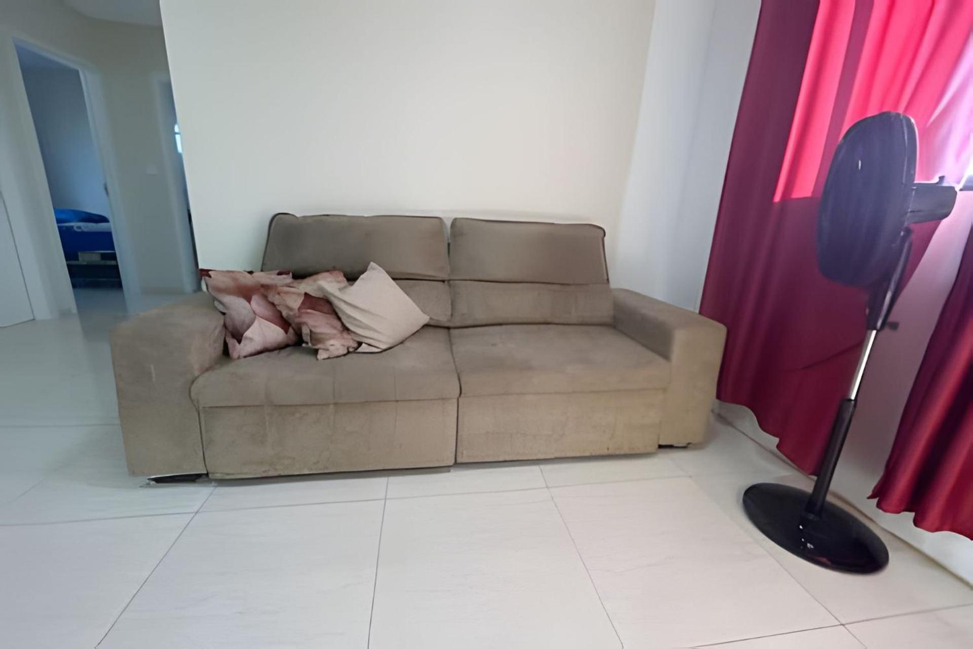 Para 10 Pessoas, 03 Quartos Ar Condicionado E Ventilador, Garagem, Atras Do Hospital Da Unimed Petrolina Bagian luar foto